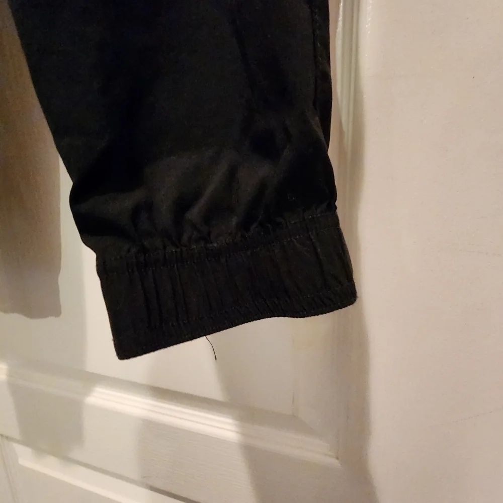 Tilly's Black RSQ Men's Active Jogger pants with Elastic Waist and Cuffs Size S